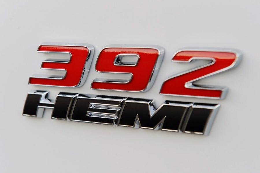  Dodge Challenger SRT8 392 2011 года  (фото 45 из 115)